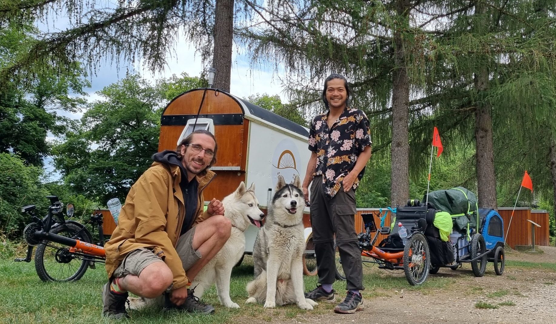 Soul Horizon 25 | Mathieu et Aljon, cyclonomade en roulotte